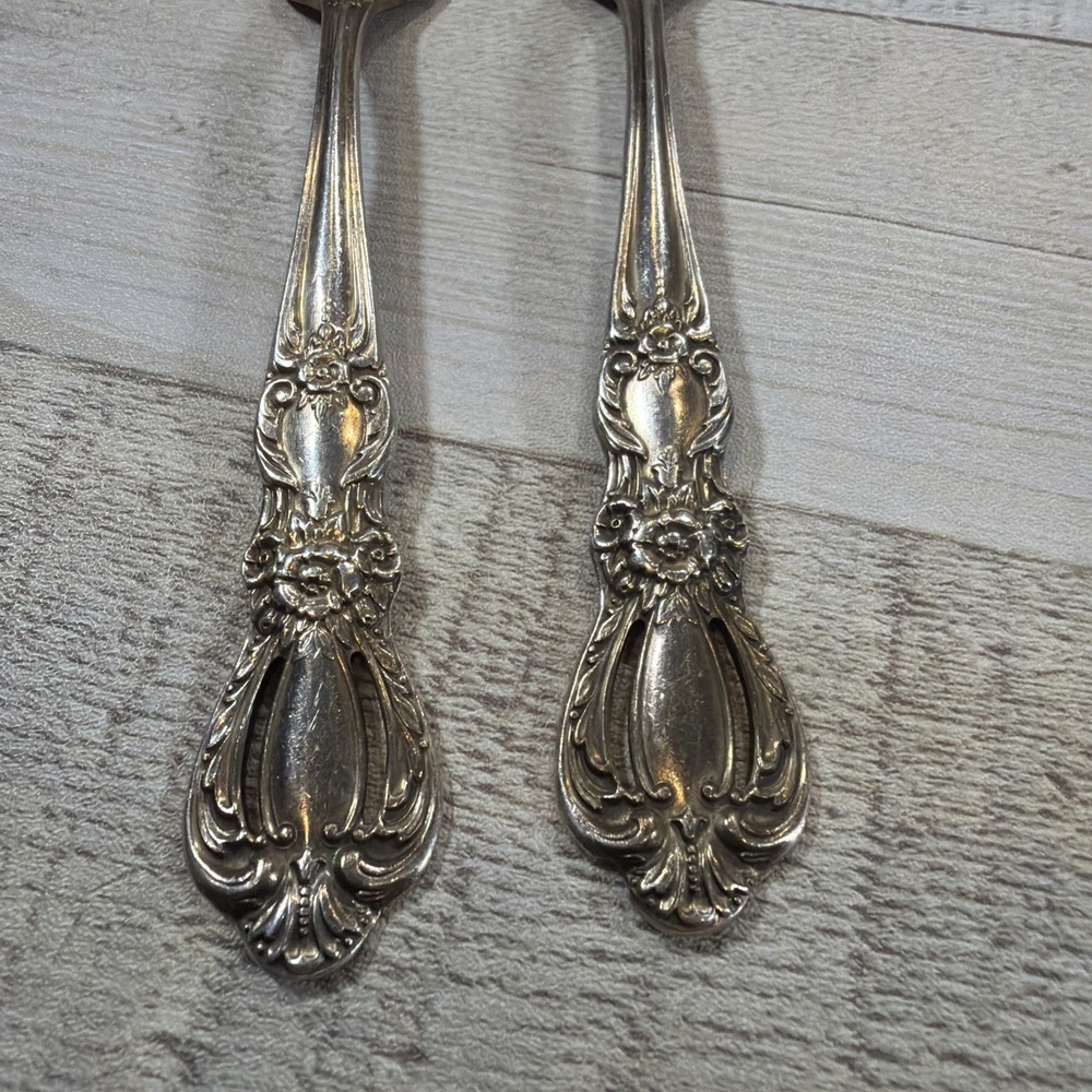 1847 Rogers Bros Grand Heritage Dinner Forks International Silverplate Set of 2 - Picture 3 of 6
